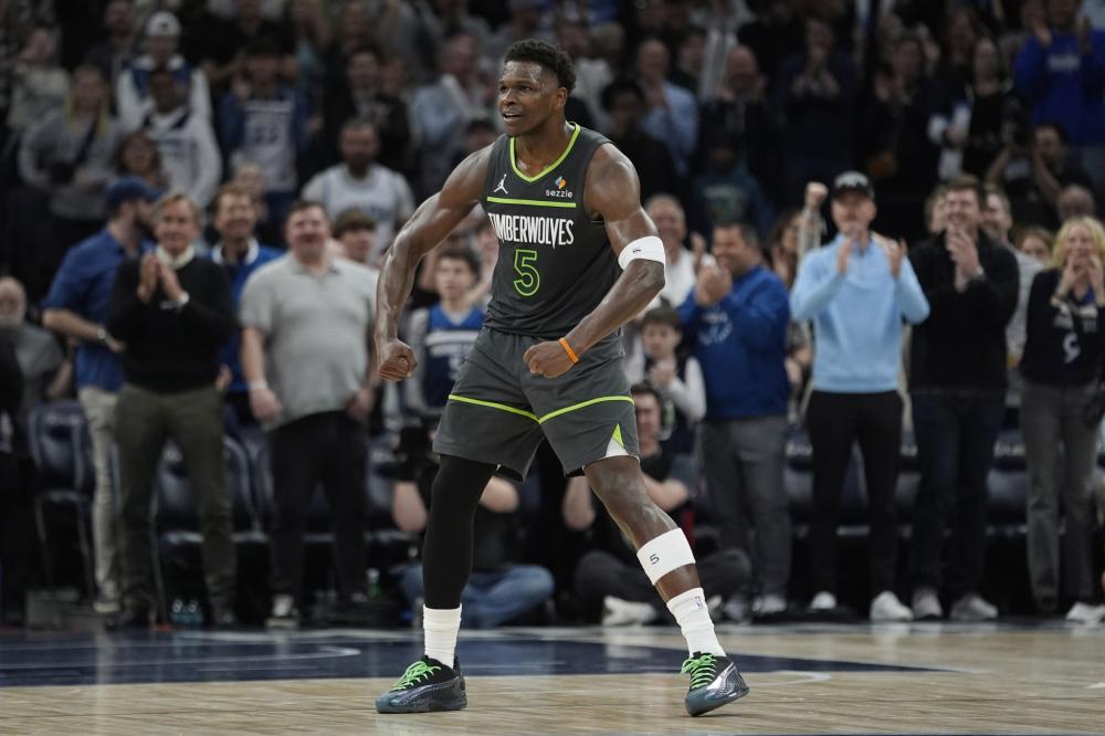 通过中场的 通过中场的