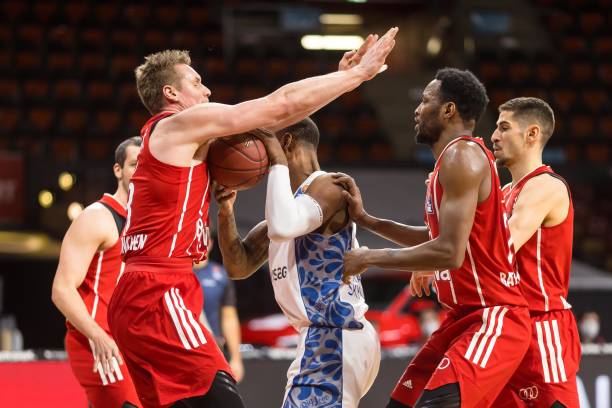 安东尼并列 安东尼并列