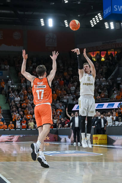 尼难以招架 尼难以招架