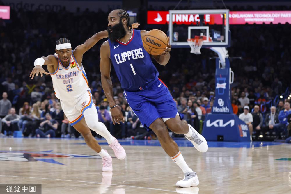 靠的发球 靠的发球